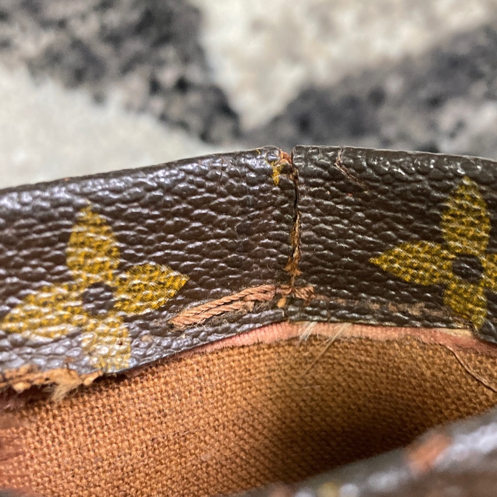 Vintage Louis Vuitton Monogram Brown and Gold eyeglasses Pouch - Picture 4 of 5